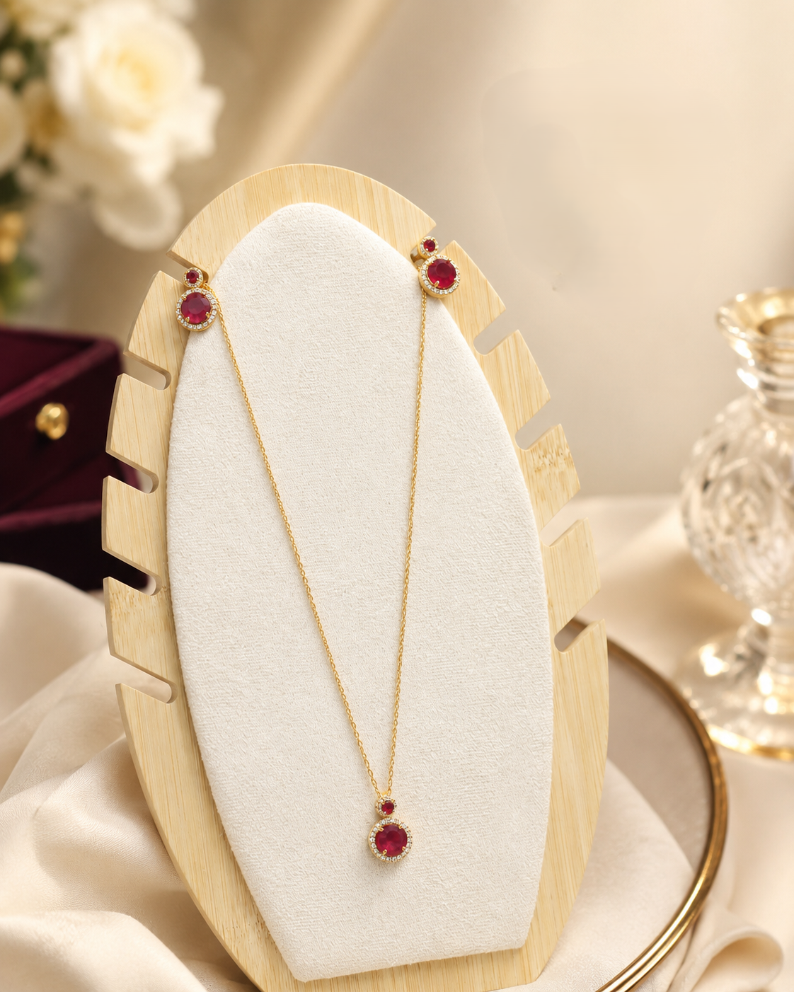 Ruby Royale Necklace Set in Gold with Rubies and Diamonds