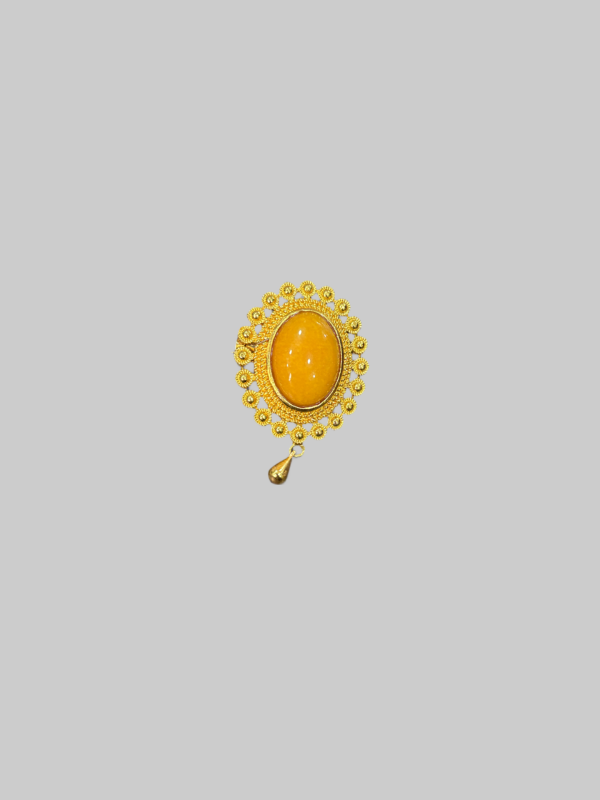 Vintage Gold-Plated Brooch with Oval Amber or Agate Stone