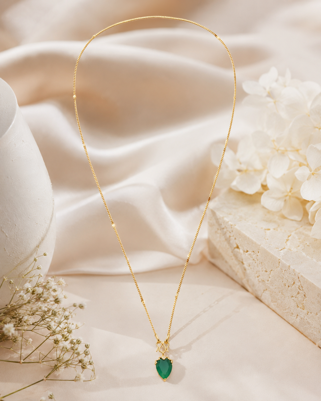 Green Heart-Shaped Zircon Pendant Necklace in Stainless Steel Prong