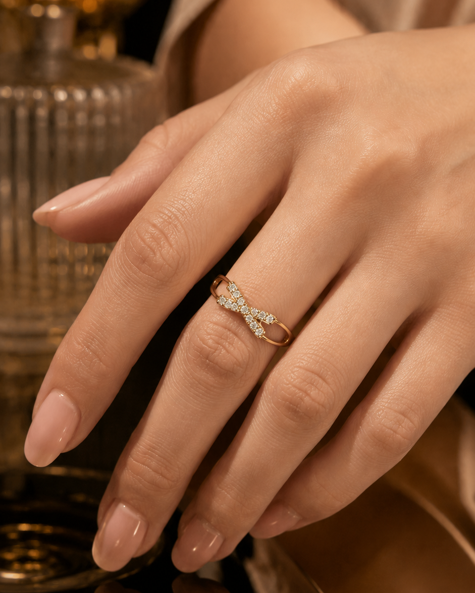 Chaumet Jeux de Liens Rose Gold Ring with Brilliant-Cut Diamond Cross Motif