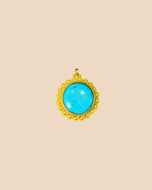 Gold-Plated Round Turquoise Pendant – Classic Boho Jewelry